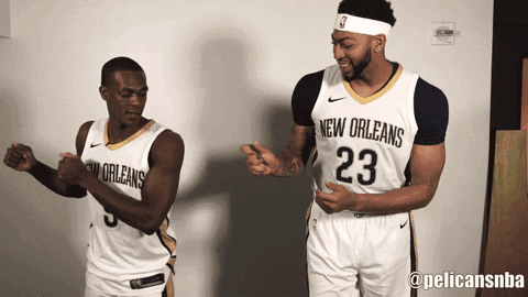 他那标志性 他那标志性