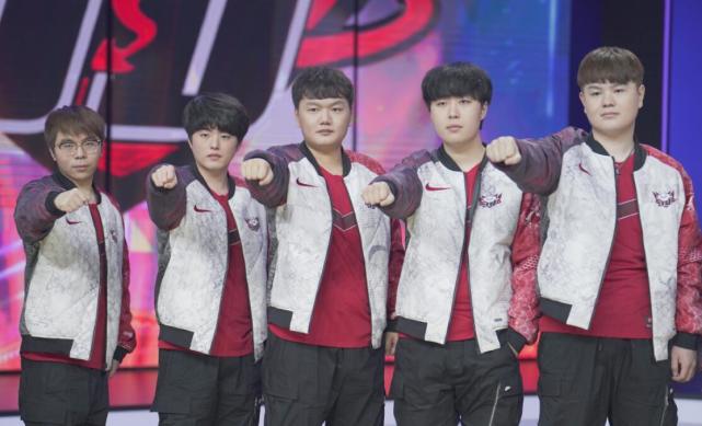 前任主席巴 前任主席巴