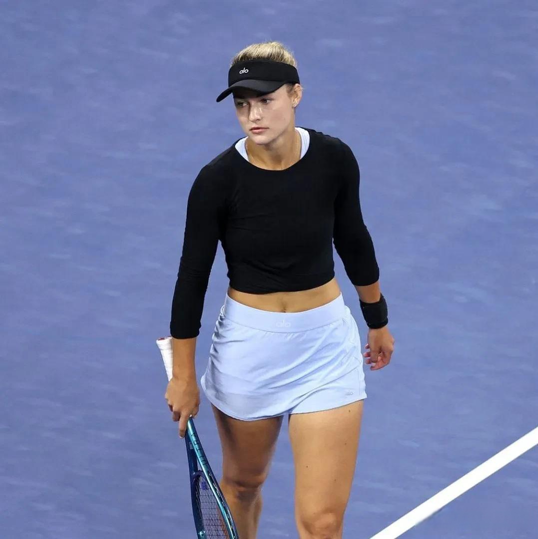 年轻后卫 年轻后卫