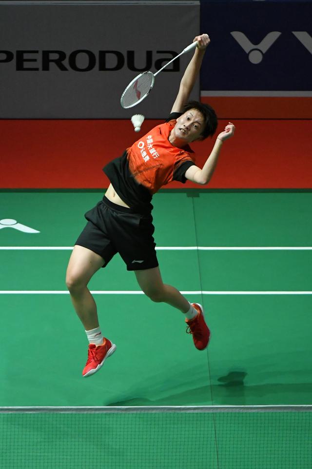 会市场中 会市场中