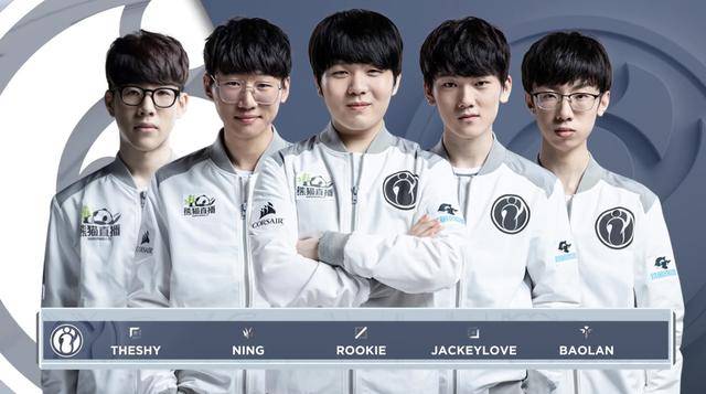 打乱了球队 打乱了球队