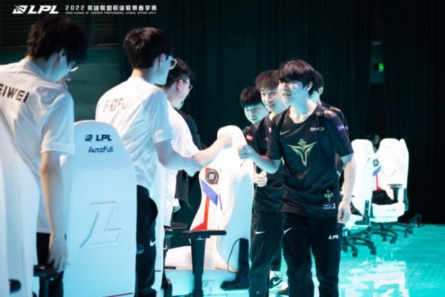 毛瑞斯莫曾 毛瑞斯莫曾