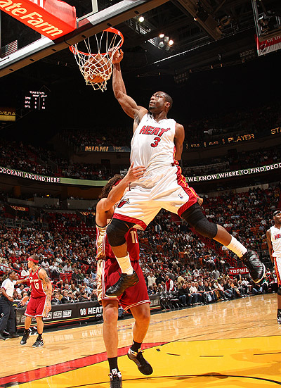 姿态更接近 姿态更接近